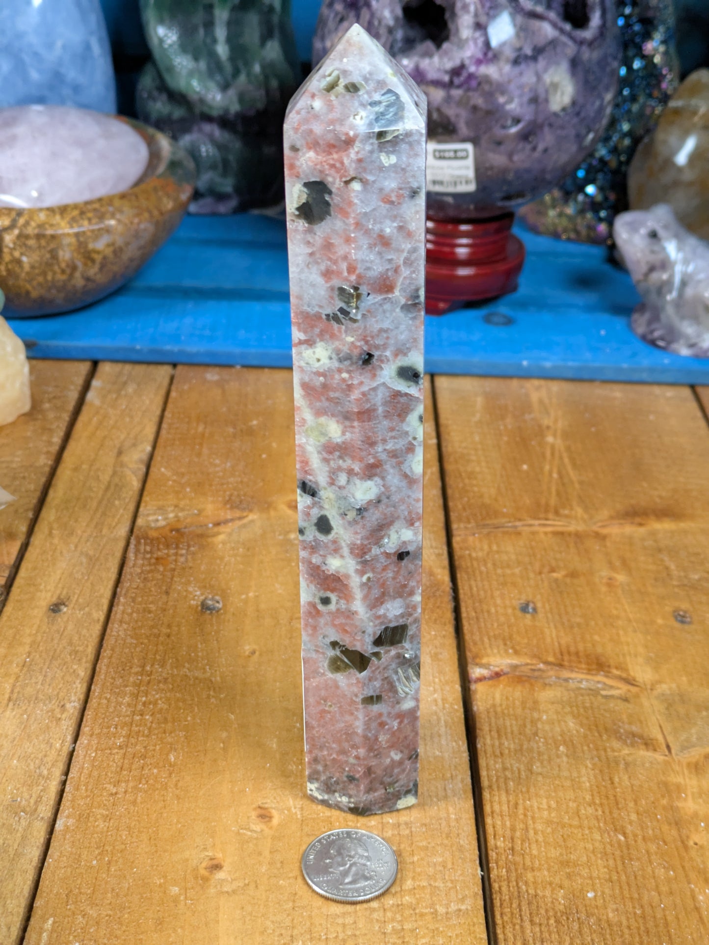 Serpentine in Pink Aventurine Tower 432g