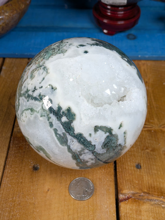 Moss Agate Sphere 2088g