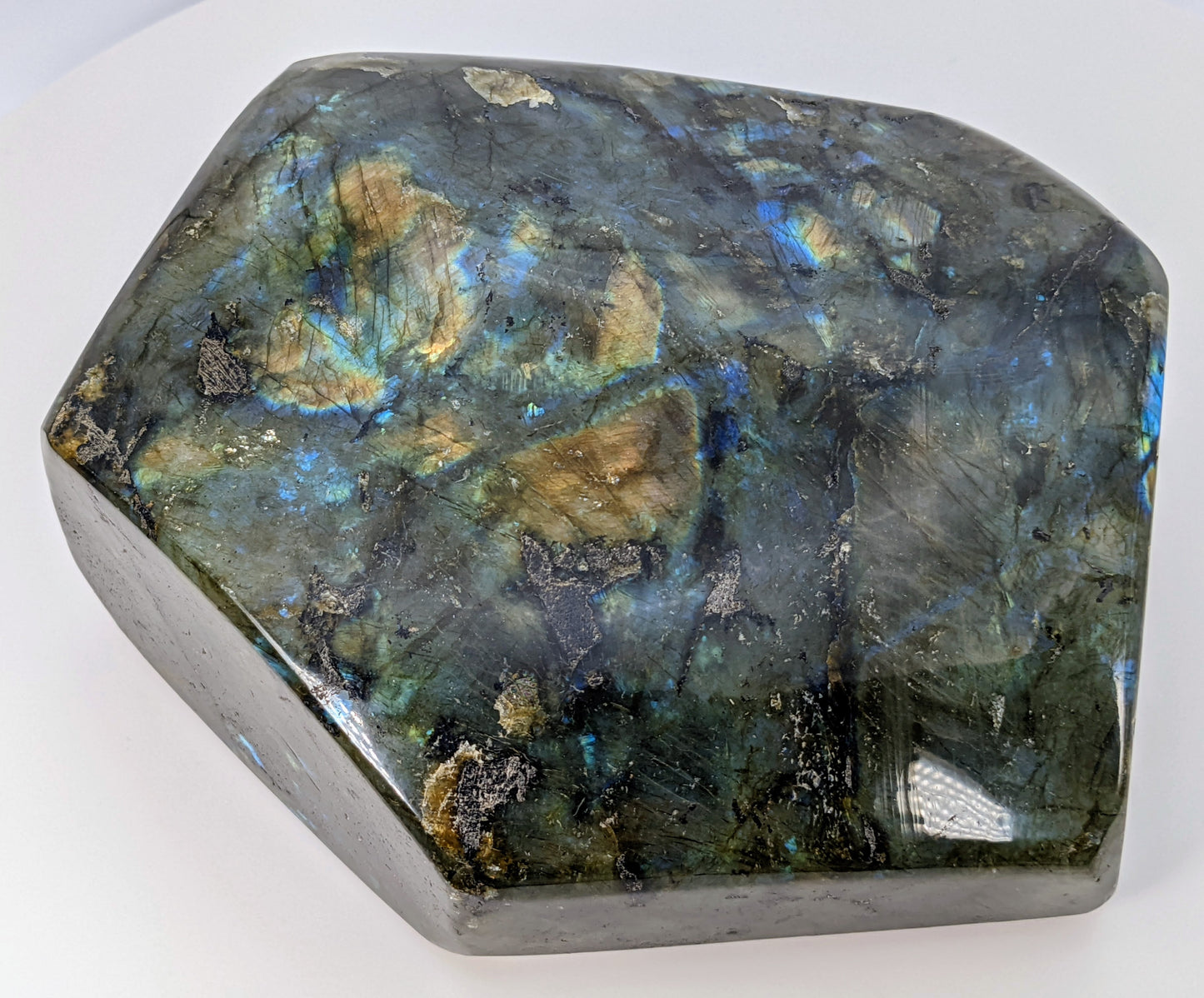 Labradorite Freeform 2568g