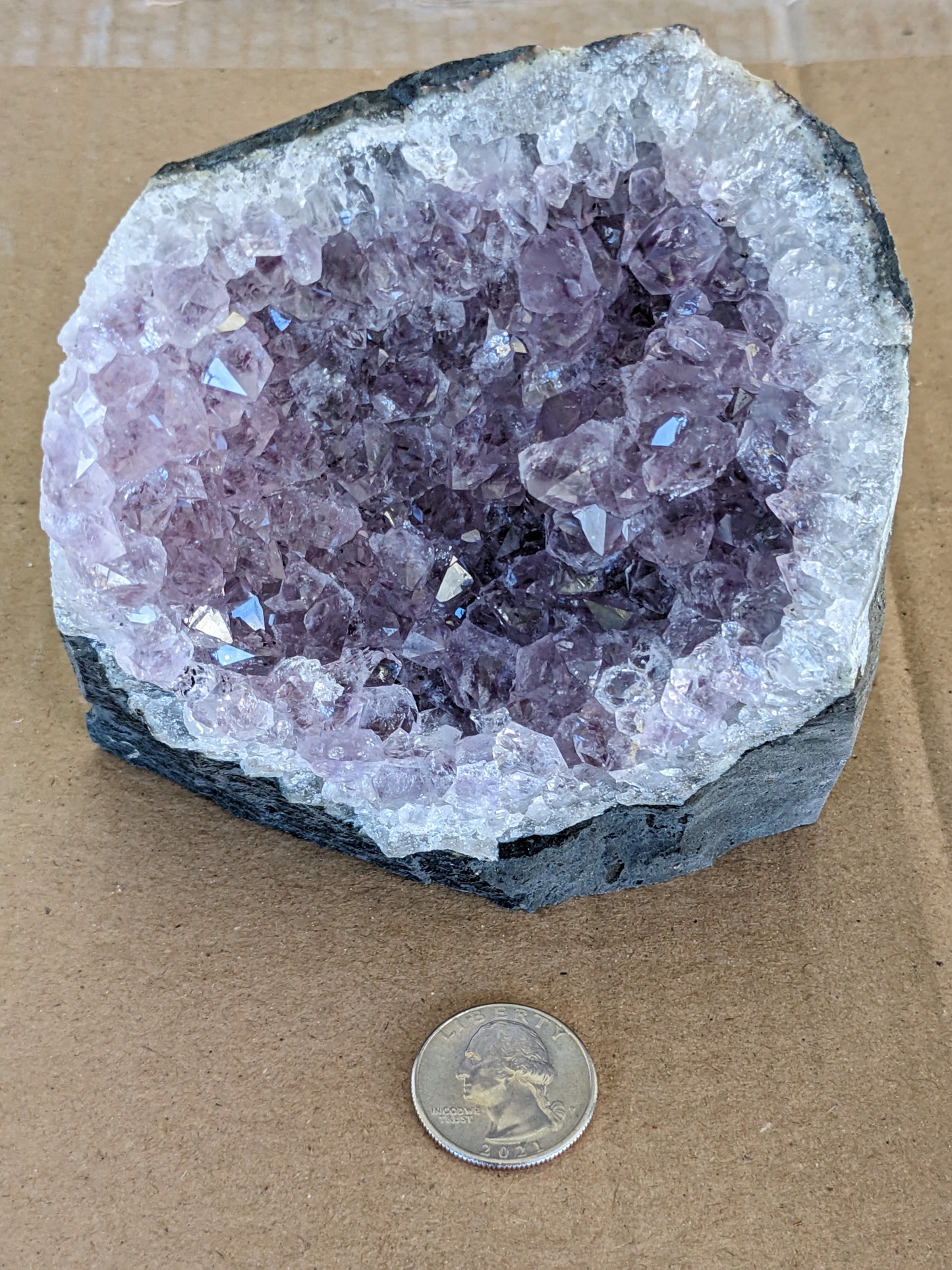 Cut Base Amethyst 1050g