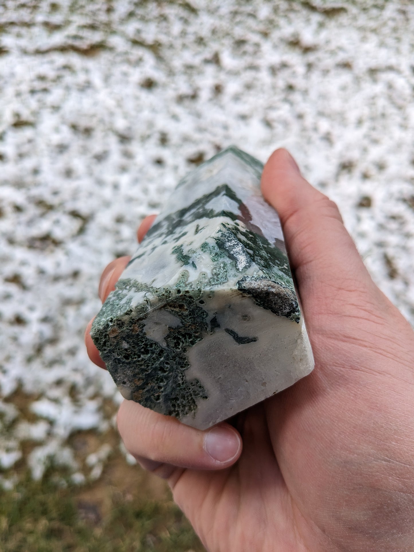 Moss Agate Tower 568g