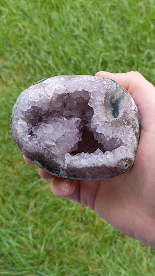 Amethyst Agate Geode 560g